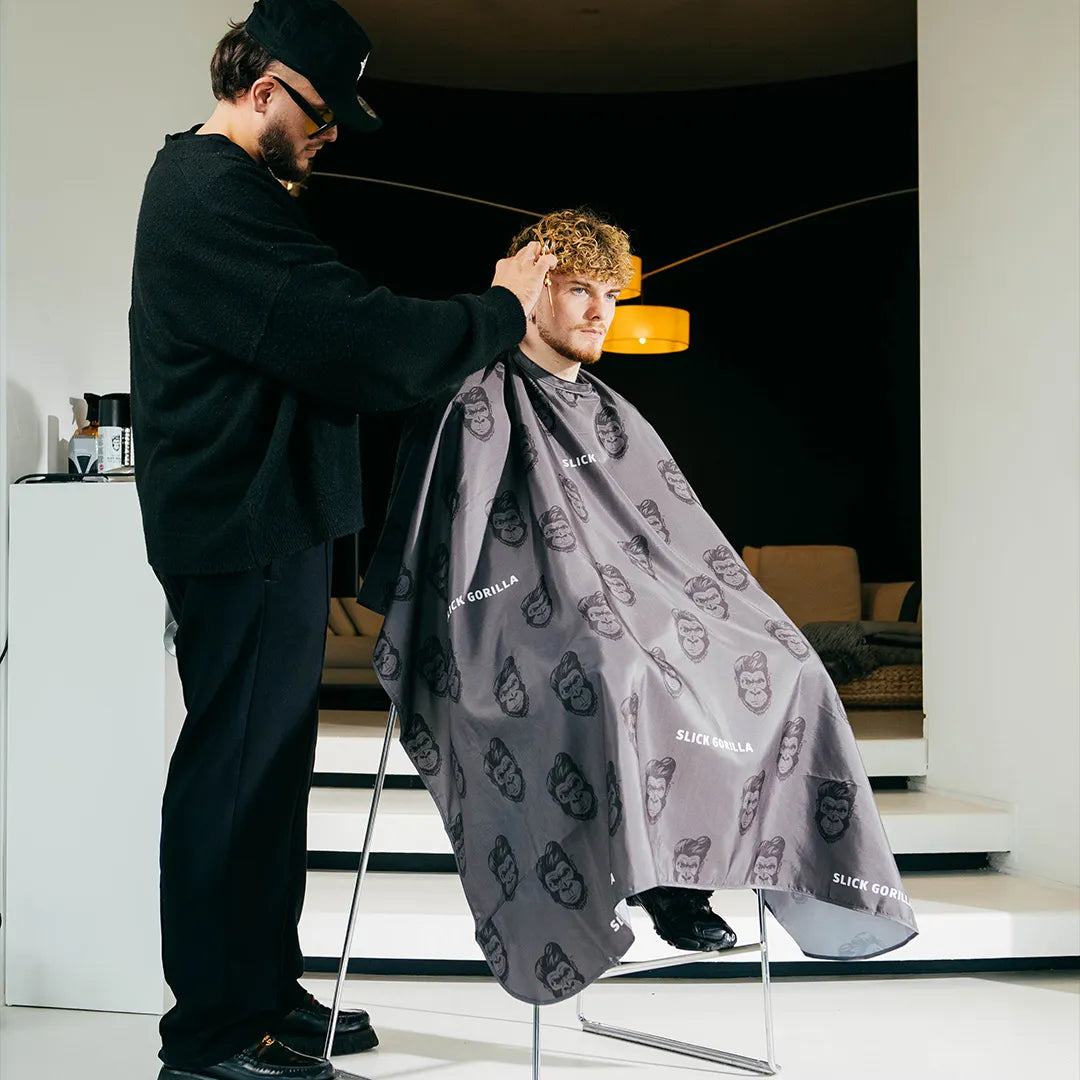 Slick Gorilla Barber Cape Black